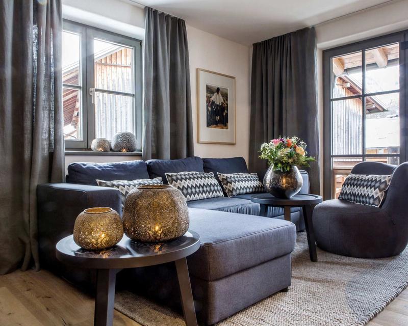 Couchlandschaft der Ferienwohnung drei